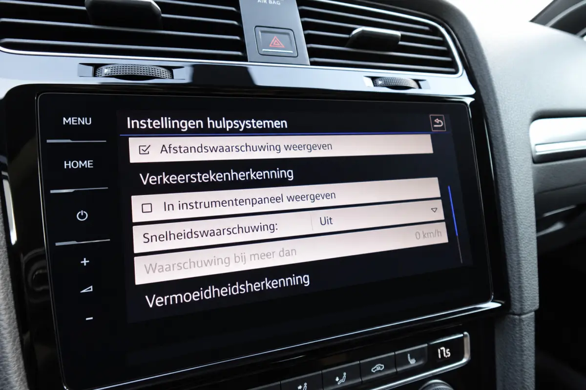 2.0 TDI GTD PANO KEYLESS DYNAUDIO