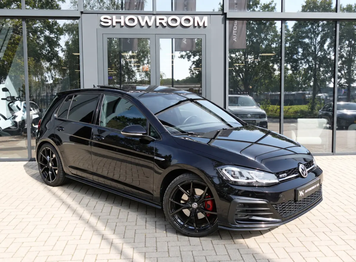 2.0 TDI GTD PANO KEYLESS DYNAUDIO