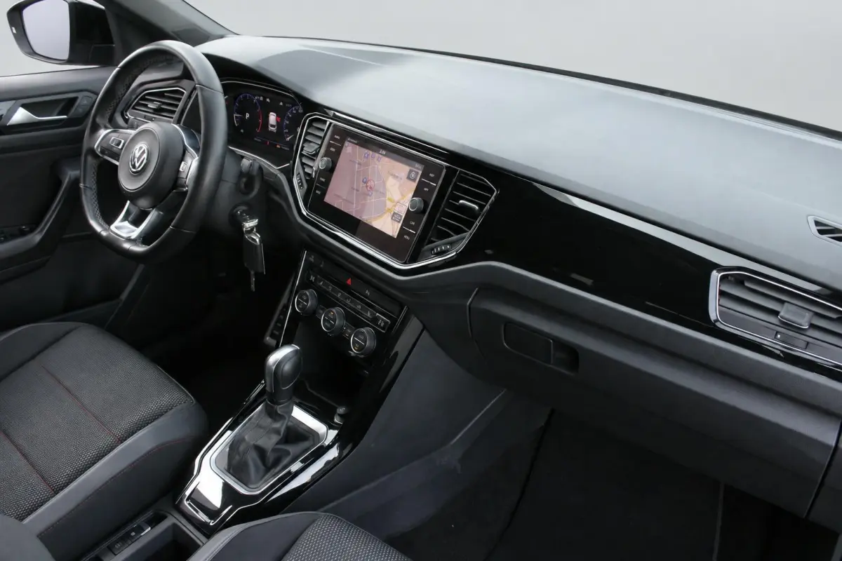 1.5 TSI Sport | Trekhaak | Virtual Cockpit | Camera | Stoelverwarming | Adaptive Cruise | Rijklaarprijs