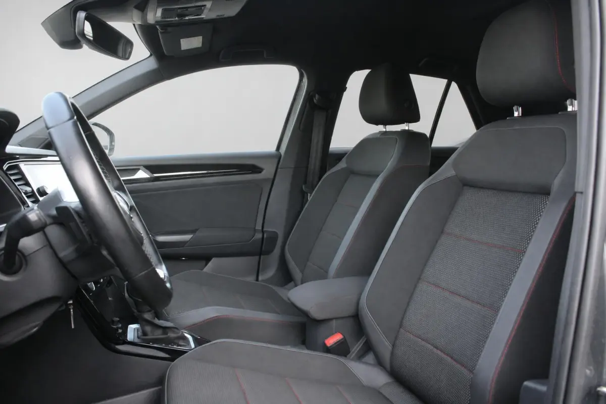 1.5 TSI Sport | Trekhaak | Virtual Cockpit | Camera | Stoelverwarming | Adaptive Cruise | Rijklaarprijs