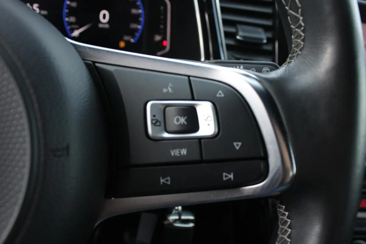 1.5 TSI Sport | Trekhaak | Virtual Cockpit | Camera | Stoelverwarming | Adaptive Cruise | Rijklaarprijs