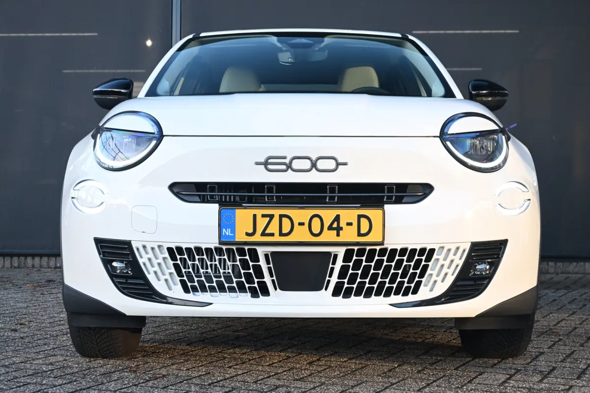 1.2 Hybrid Icon 145pk Tot 8 Jaar Garantie! | Navigatie by App | Cruise Control | Airco | Full-LED | !!