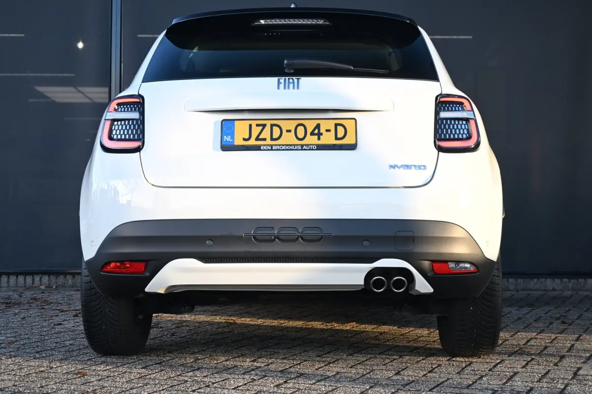 1.2 Hybrid Icon 145pk Tot 8 Jaar Garantie! | Navigatie by App | Cruise Control | Airco | Full-LED | !!