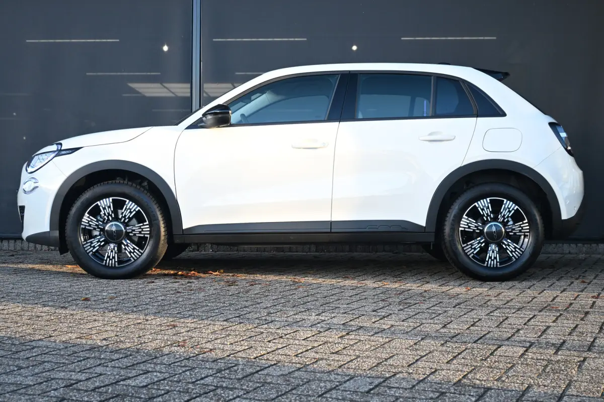 1.2 Hybrid Icon 145pk Tot 8 Jaar Garantie! | Navigatie by App | Cruise Control | Airco | Full-LED | !!