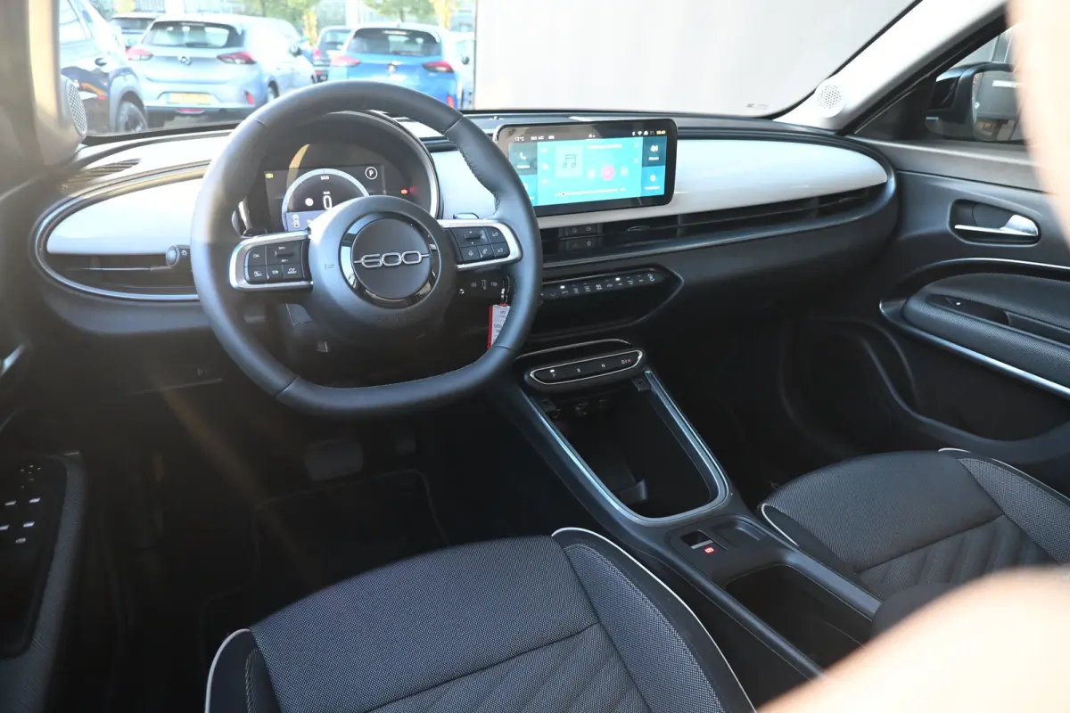 1.2 Hybrid Icon 145pk Tot 8 Jaar Garantie! | Navigatie by App | Cruise Control | Airco | Full-LED | !!