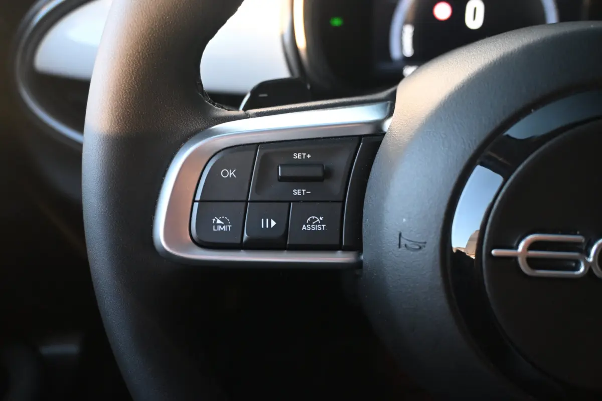 1.2 Hybrid Icon 145pk Tot 8 Jaar Garantie! | Navigatie by App | Cruise Control | Airco | Full-LED | !!