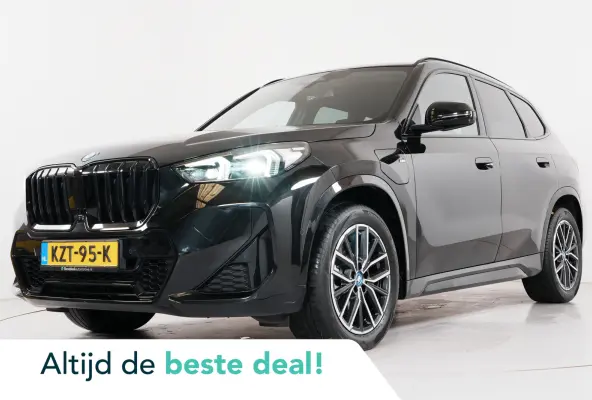 xDrive30e M-sport 327 pk PHEV | Pano | HUD | 360° | 3D View | SOH 91,02% |
