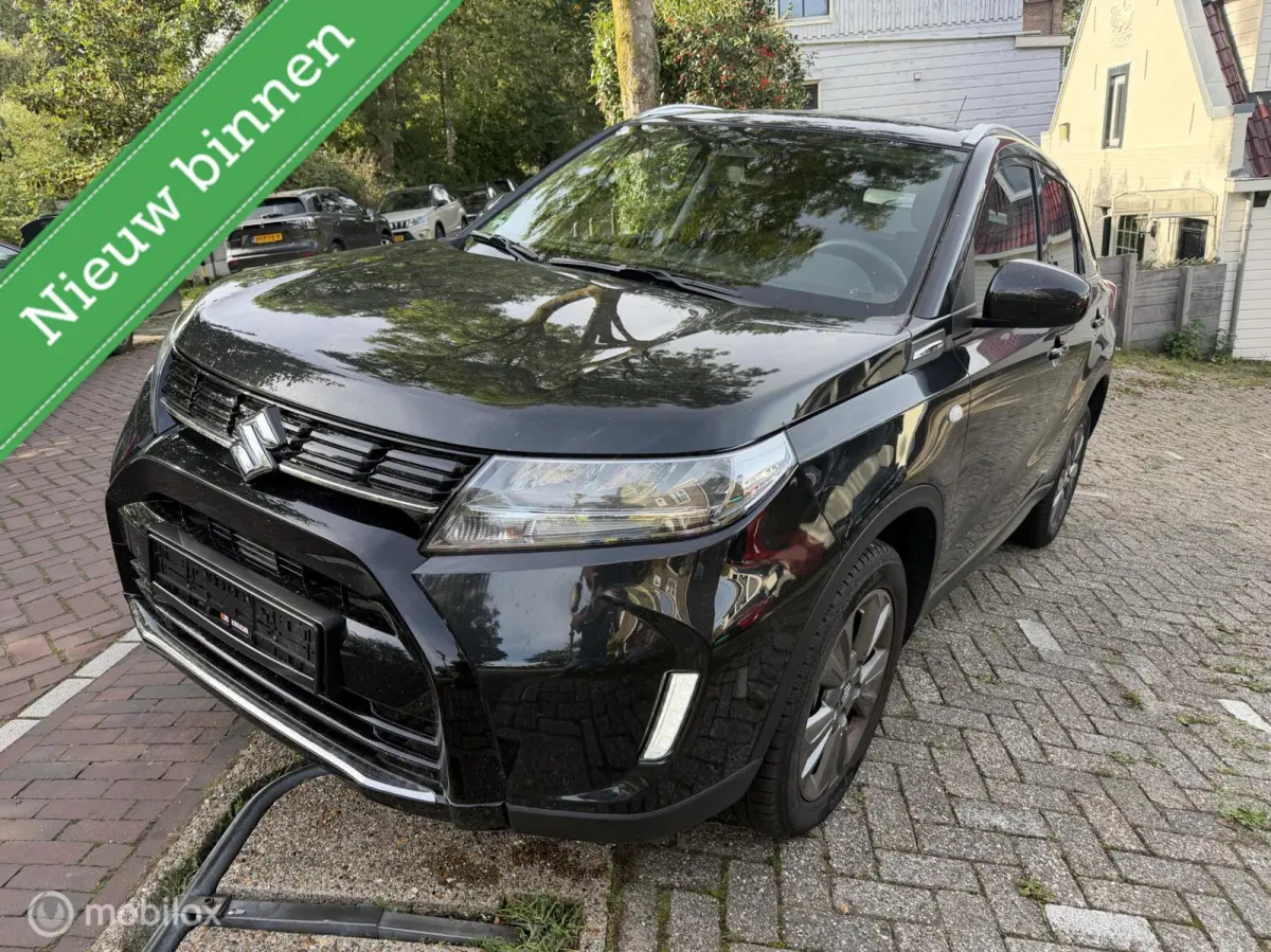 Suzuki Vitara 2026 Benzine Handgeschakeld leasen