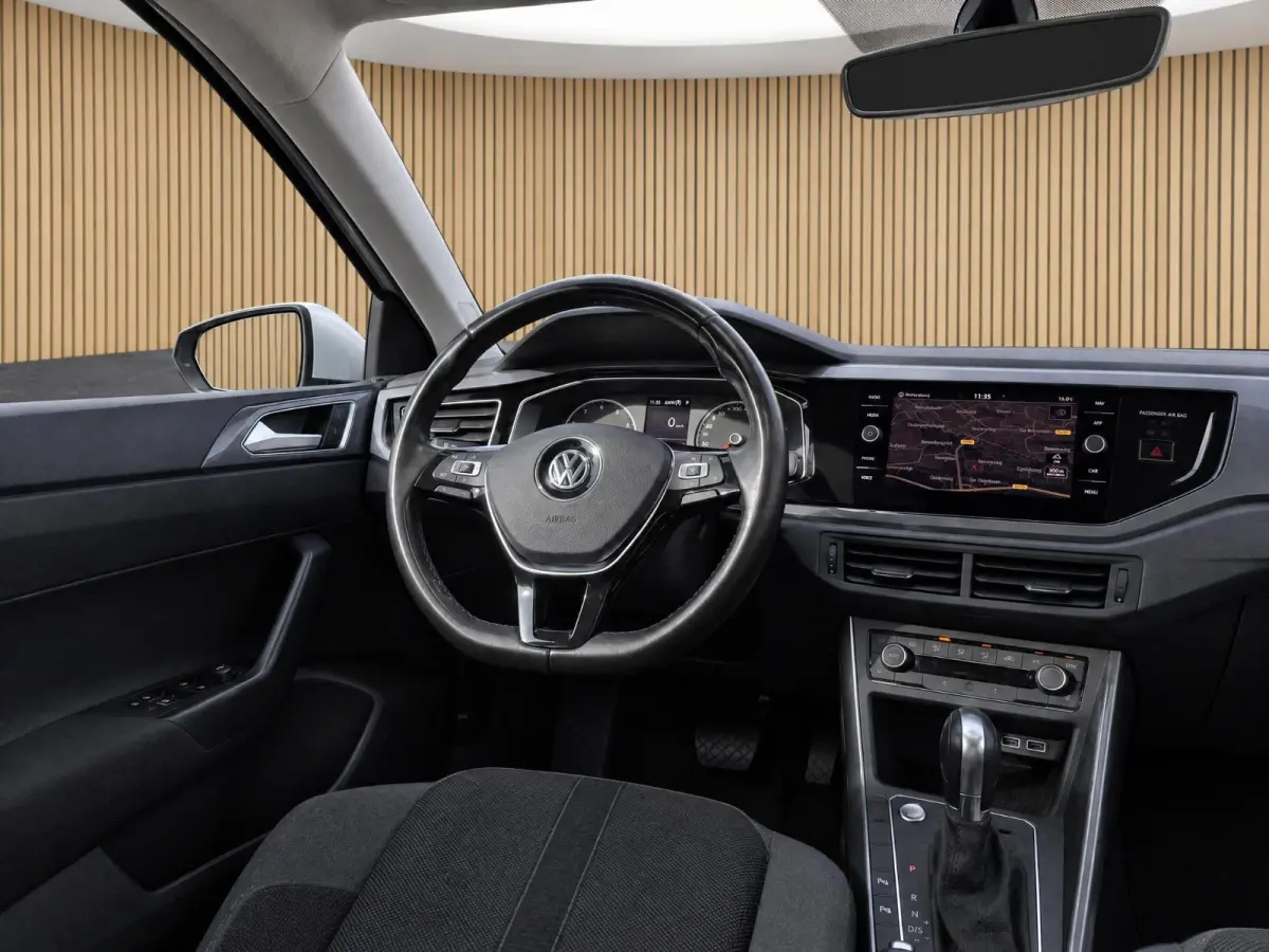 1.0 TSI Highline |Stoelverw. |Keyless |Camera |Dodehoek |ACC
