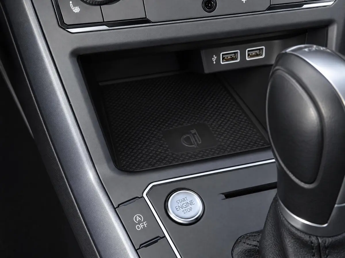1.0 TSI Highline |Stoelverw. |Keyless |Camera |Dodehoek |ACC