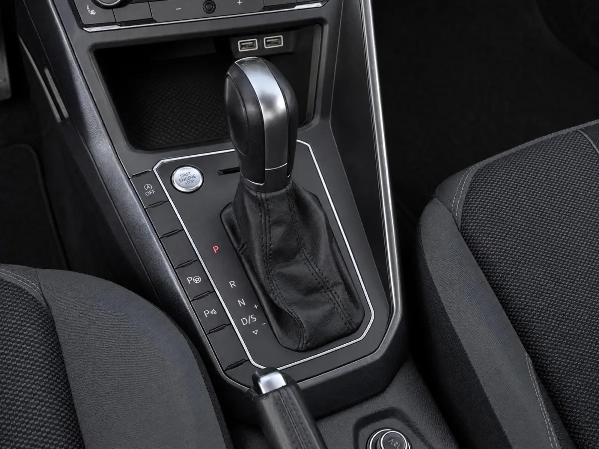 1.0 TSI Highline |Stoelverw. |Keyless |Camera |Dodehoek |ACC