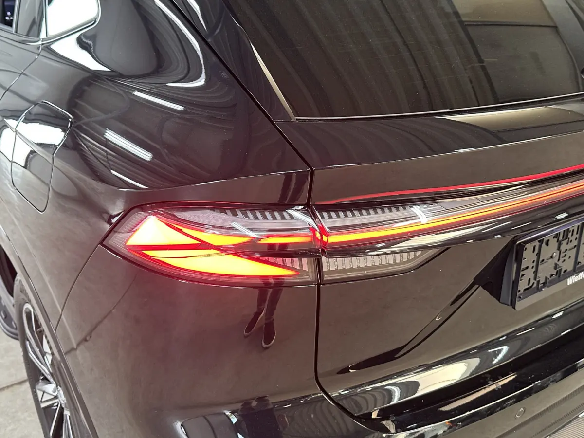 1.5 Luxury | Leder | Apple Carplay/Android Auto |