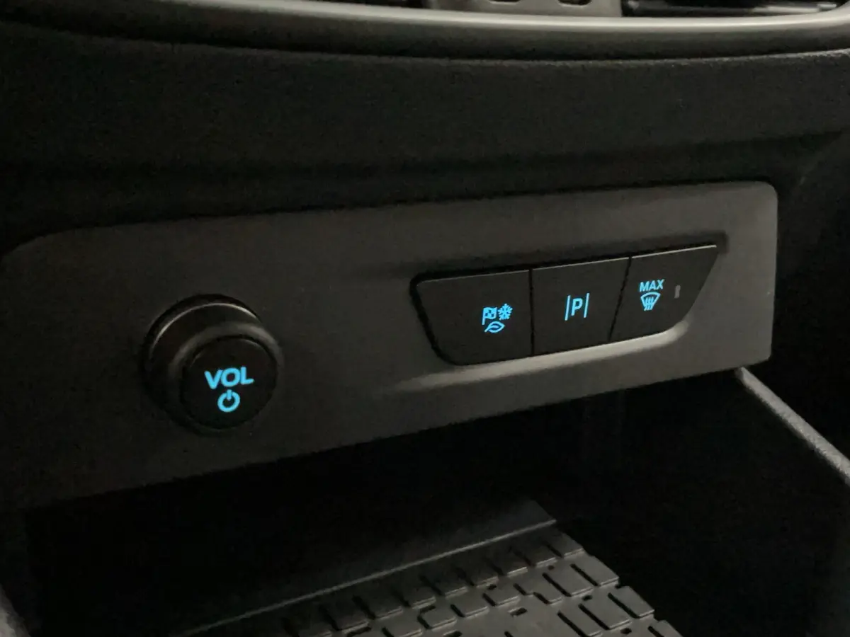 BEV Titanium | Achterlichten LED | HV-accu 54 kWh | Keyless-Start