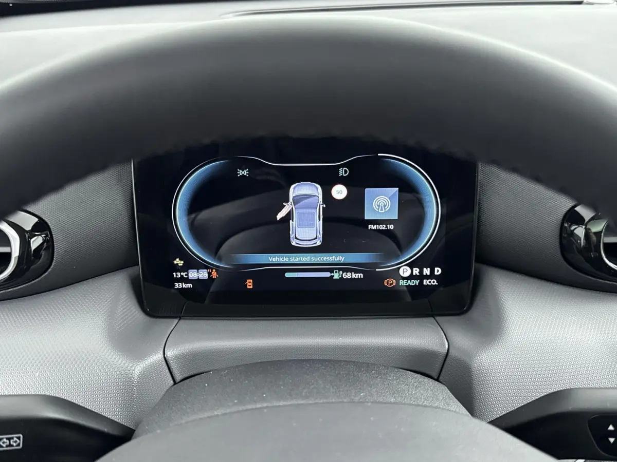 Design 37.3 kWh | Voorraad deal! | Tot 265km actieradius (WLTP) | Navigatie | Panoramadak | Adaptive cruise control | Licht metalen velgen| Achteruitrijcamera