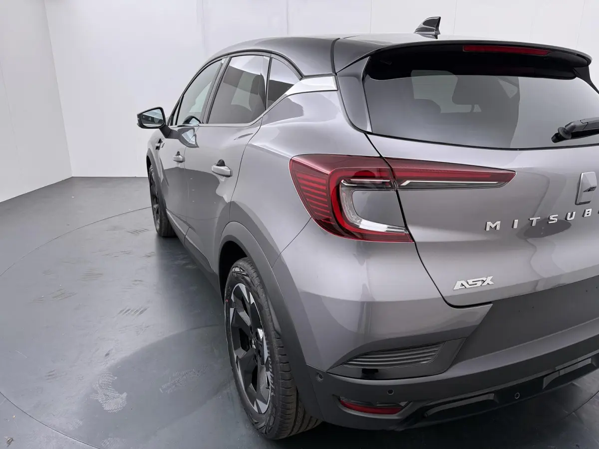 1.8 HEV AT Instyle | € 2.000 Korting! | 360º Camera | Adaptive Cruise Control | Bekleding Leder | Climate Control | Elektrische Stoel | Google Navigatie | Panoramadak | Stoel- en Stuurver