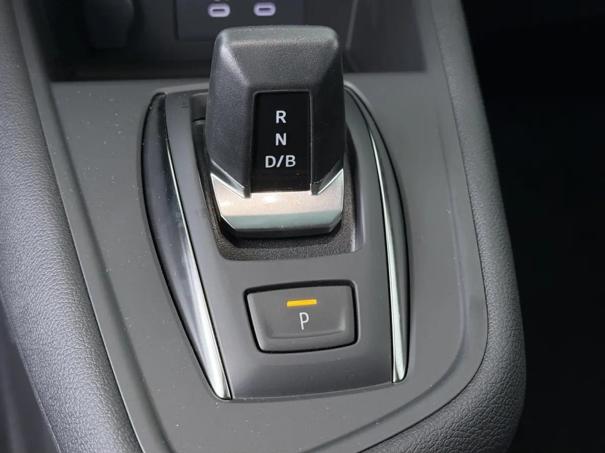 1.8 HEV AT Instyle | € 2.000 Korting! | 360º Camera | Adaptive Cruise Control | Bekleding Leder | Climate Control | Elektrische Stoel | Google Navigatie | Panoramadak | Stoel- en Stuurver