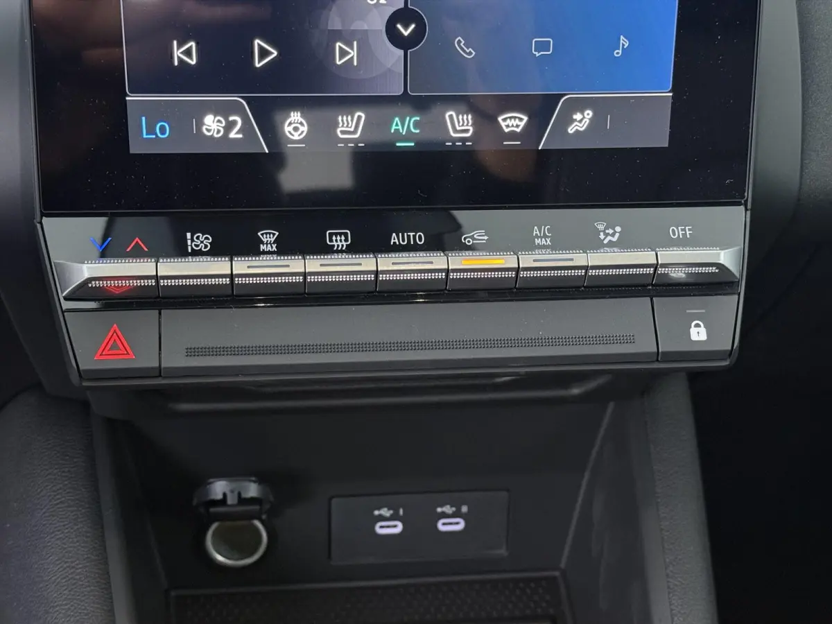 1.8 HEV AT Instyle | € 2.000 Korting! | 360º Camera | Adaptive Cruise Control | Bekleding Leder | Climate Control | Elektrische Stoel | Google Navigatie | Panoramadak | Stoel- en Stuurver