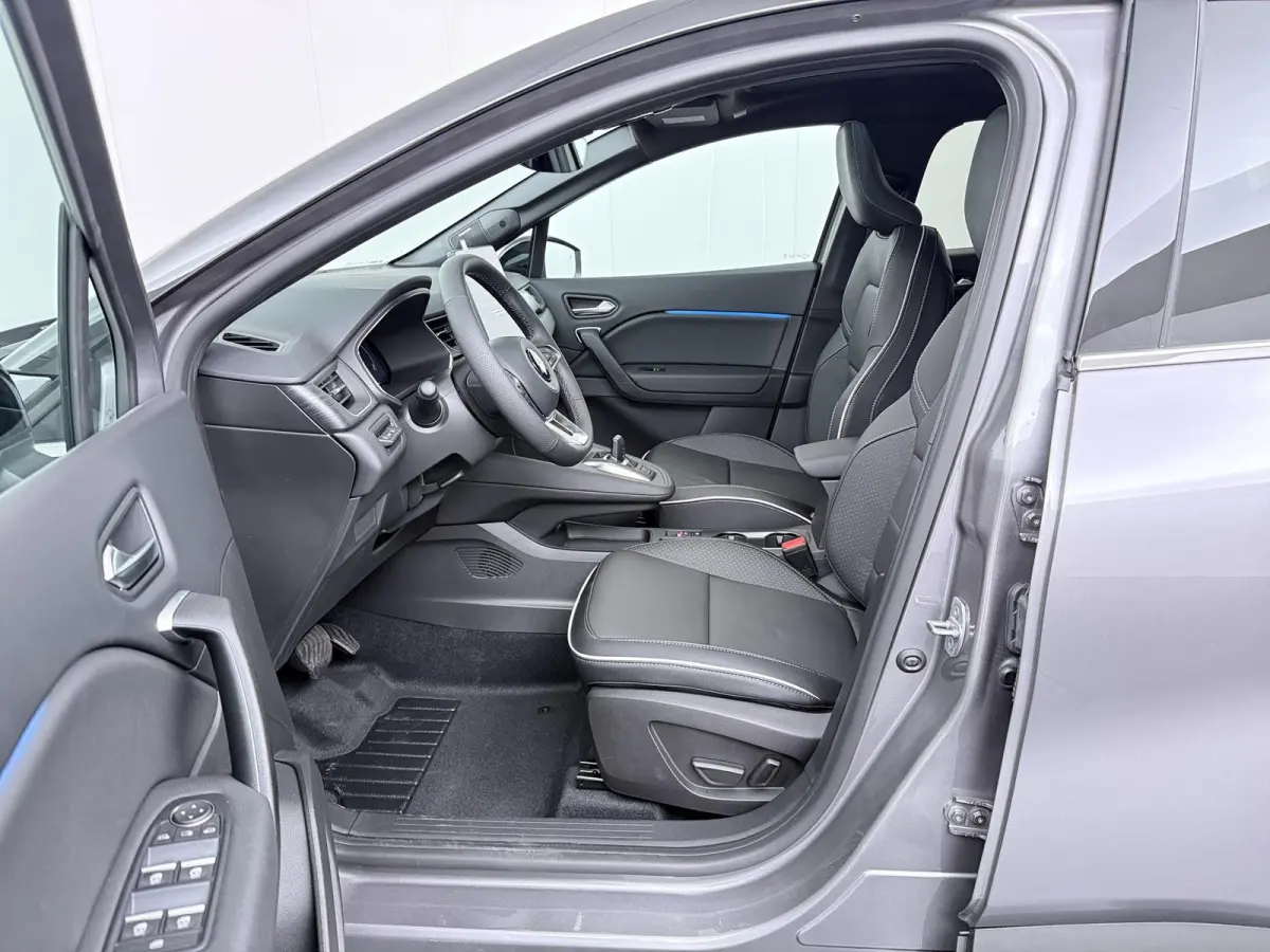 1.8 HEV AT Instyle | € 2.000 Korting! | 360º Camera | Adaptive Cruise Control | Bekleding Leder | Climate Control | Elektrische Stoel | Google Navigatie | Panoramadak | Stoel- en Stuurver