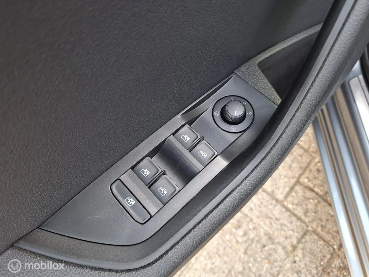 1.5 TSI ACT BUSINESS EDITION AUTOMAAT • Trekhaak •