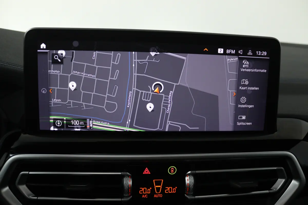 High Executive 80 kWh (SOH 98%, PANORAMADAK, TREKHAAK, CRUISE CONTROL ADAPTIEF, CAMERA, STOELVERWARMING)
