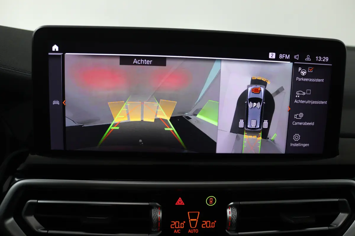 High Executive 80 kWh (SOH 98%, PANORAMADAK, TREKHAAK, CRUISE CONTROL ADAPTIEF, CAMERA, STOELVERWARMING)