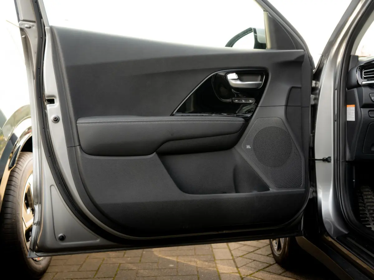 1.6 GDi Hybrid ExecutiveLine Dealeronderhouden |  | Stoelverwarming + koeling| JBL| LED | Elektrische stoel + geheugen