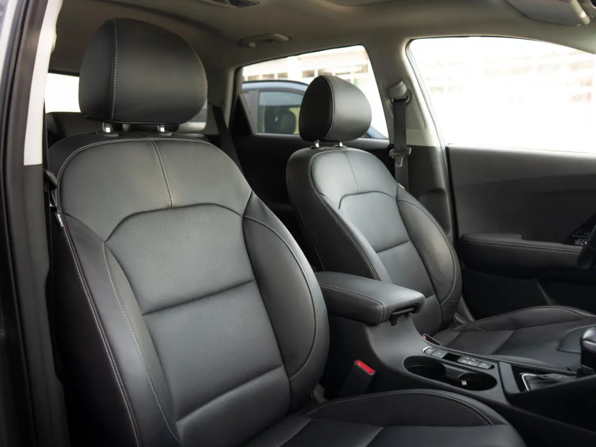 1.6 GDi Hybrid ExecutiveLine Dealeronderhouden |  | Stoelverwarming + koeling| JBL| LED | Elektrische stoel + geheugen