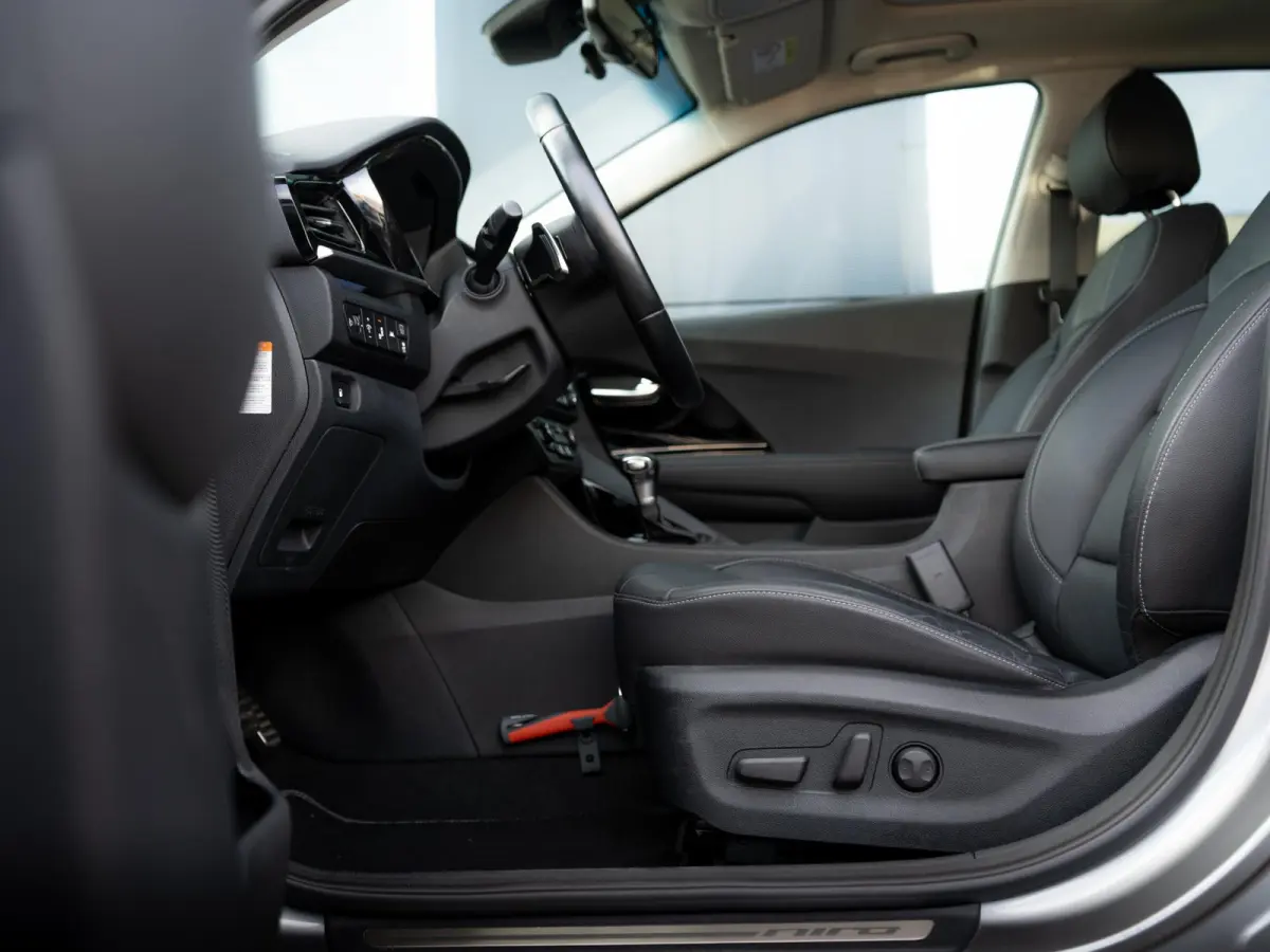 1.6 GDi Hybrid ExecutiveLine Dealeronderhouden |  | Stoelverwarming + koeling| JBL| LED | Elektrische stoel + geheugen