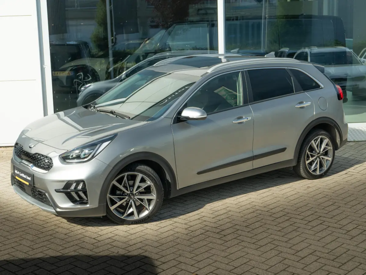 1.6 GDi Hybrid ExecutiveLine Dealeronderhouden |  | Stoelverwarming + koeling| JBL| LED | Elektrische stoel + geheugen
