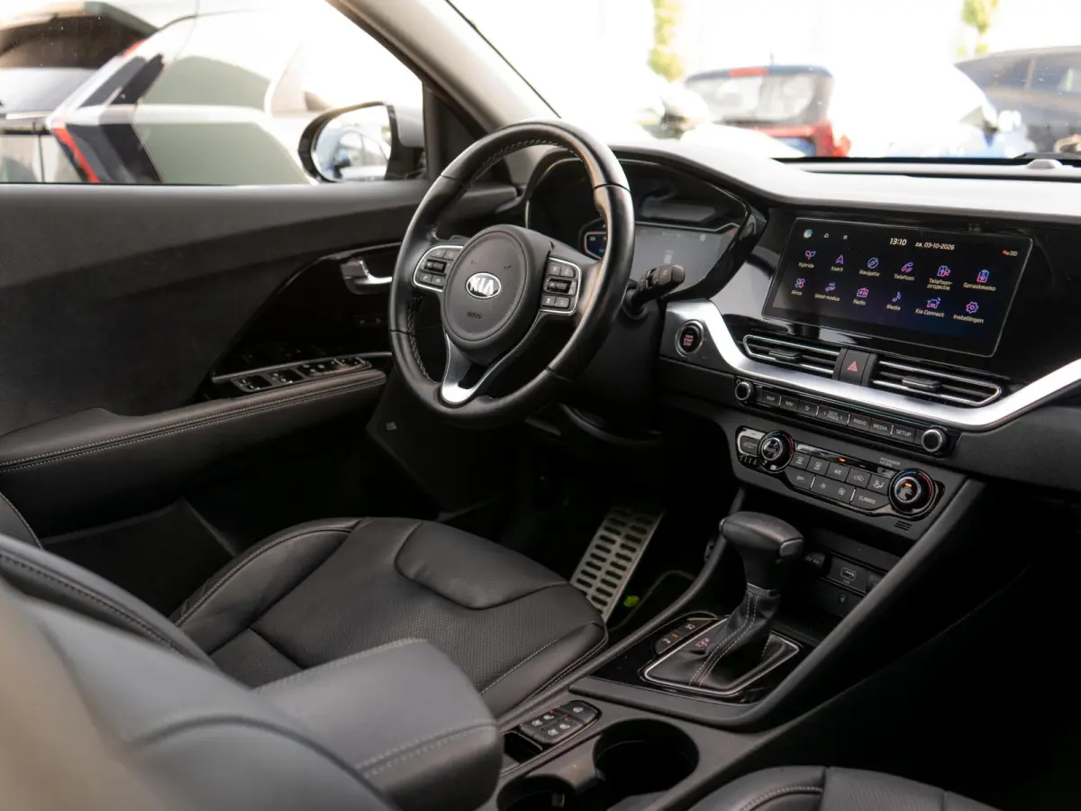 1.6 GDi Hybrid ExecutiveLine Dealeronderhouden |  | Stoelverwarming + koeling| JBL| LED | Elektrische stoel + geheugen