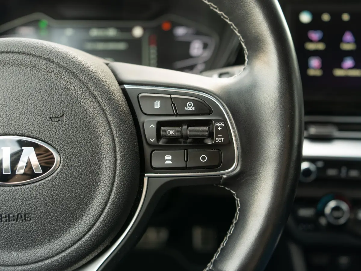 1.6 GDi Hybrid ExecutiveLine Dealeronderhouden |  | Stoelverwarming + koeling| JBL| LED | Elektrische stoel + geheugen