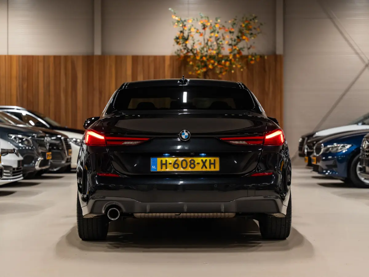 218i M-Sport Executive Edition, Digi Dash, Apple Carplay, Android Auto, Navi, Ambiënte Light, Cam, Clima