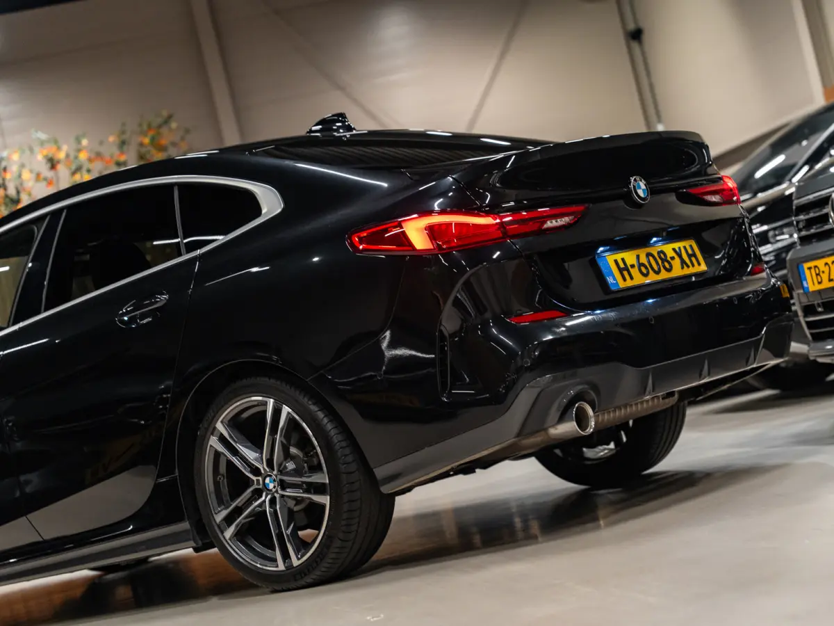 218i M-Sport Executive Edition, Digi Dash, Apple Carplay, Android Auto, Navi, Ambiënte Light, Cam, Clima