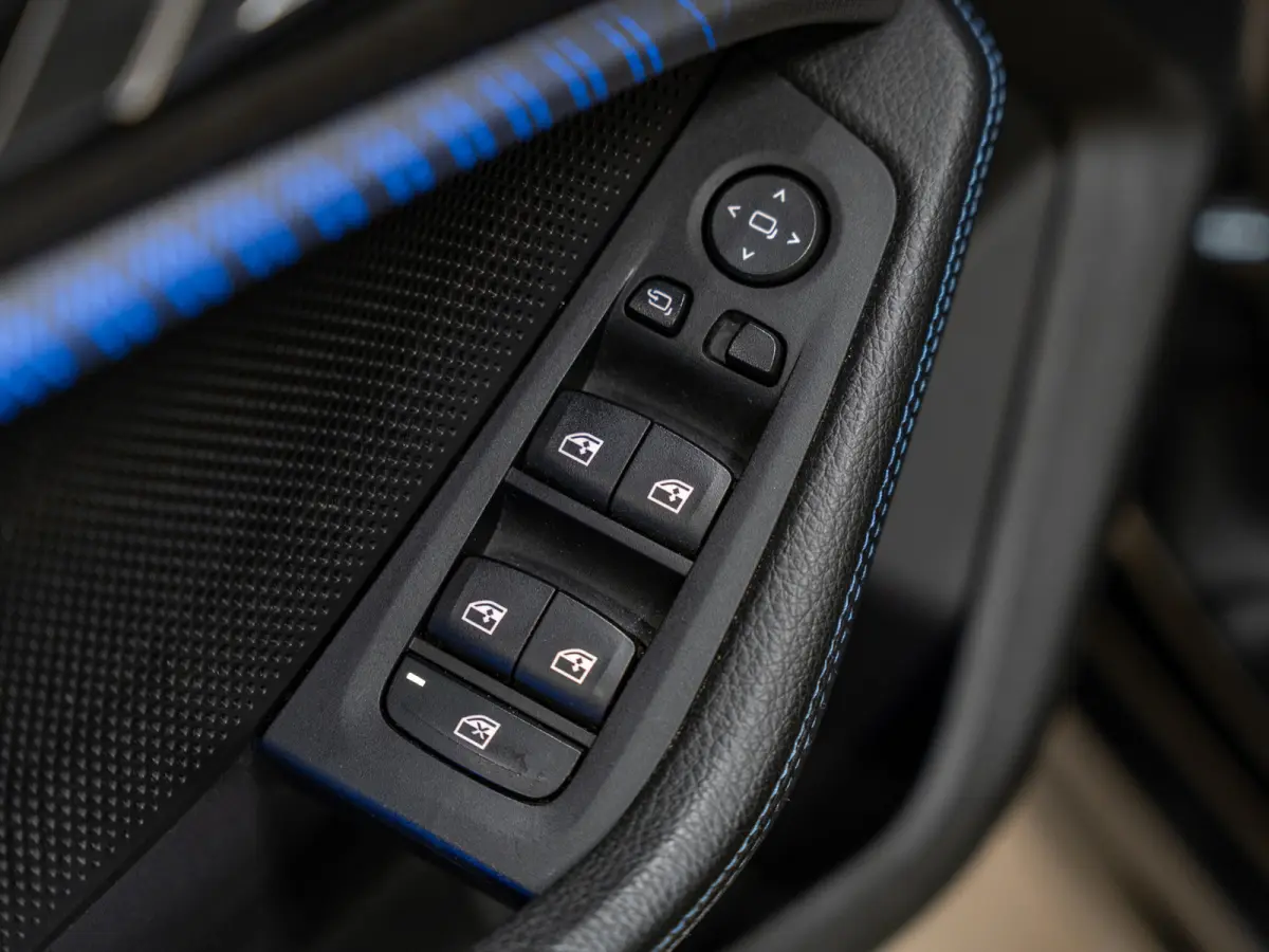 218i M-Sport Executive Edition, Digi Dash, Apple Carplay, Android Auto, Navi, Ambiënte Light, Cam, Clima