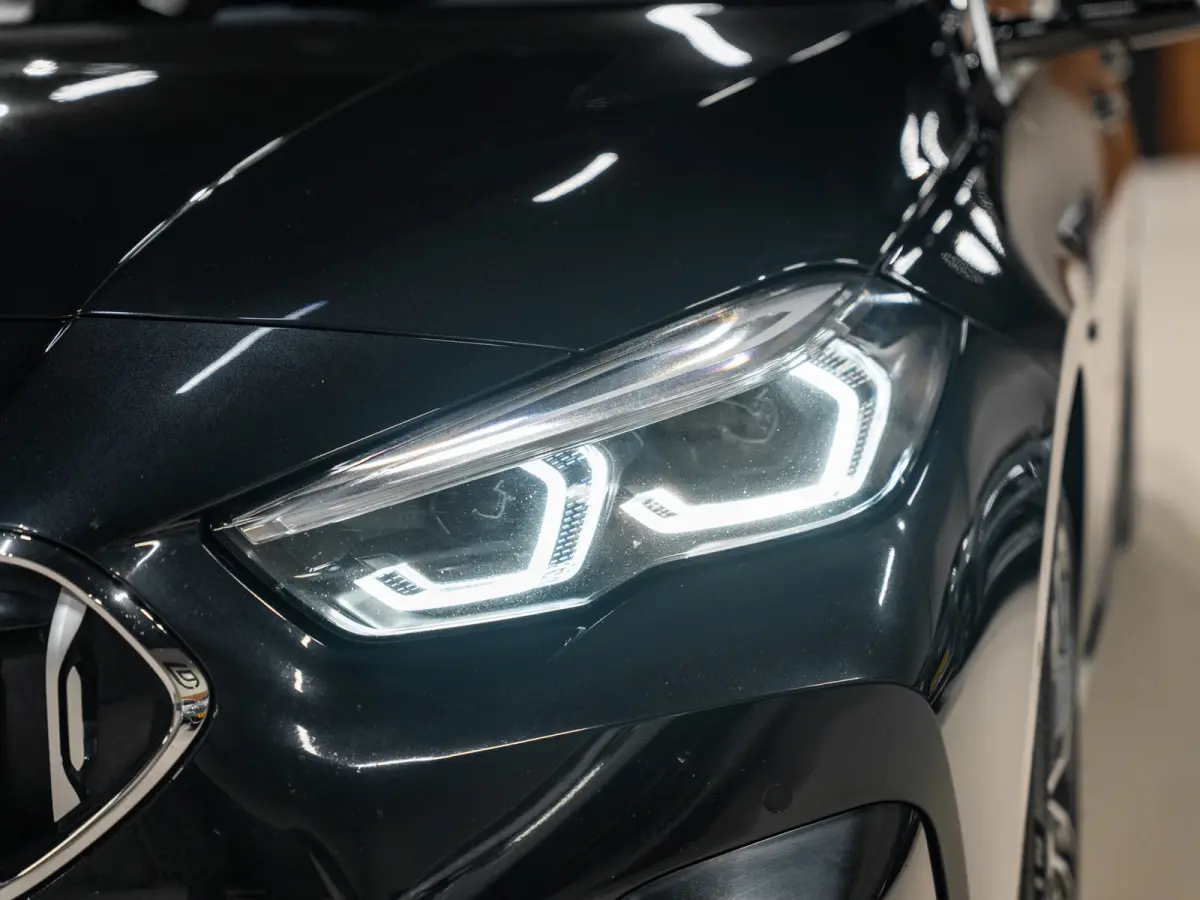 218i M-Sport Executive Edition, Digi Dash, Apple Carplay, Android Auto, Navi, Ambiënte Light, Cam, Clima