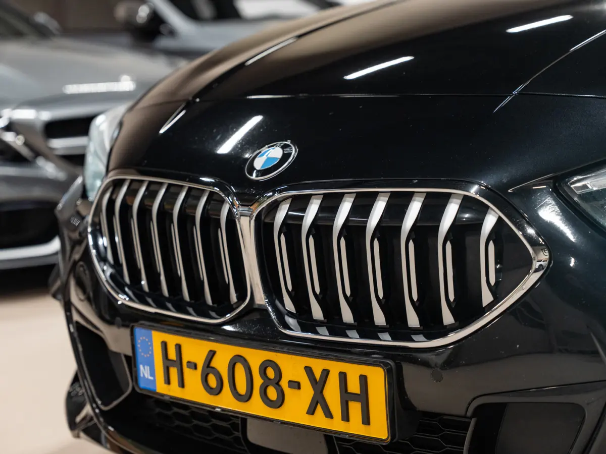 218i M-Sport Executive Edition, Digi Dash, Apple Carplay, Android Auto, Navi, Ambiënte Light, Cam, Clima