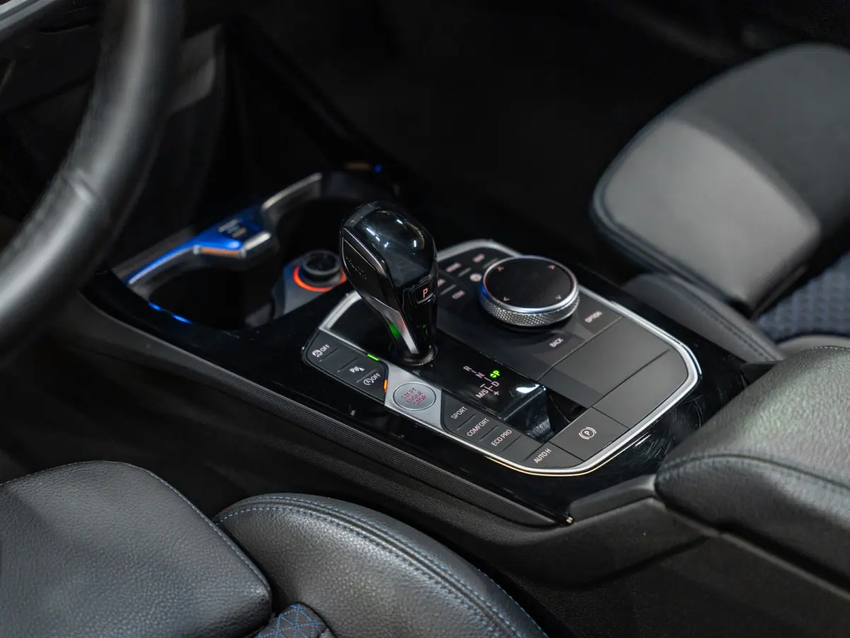 218i M-Sport Executive Edition, Digi Dash, Apple Carplay, Android Auto, Navi, Ambiënte Light, Cam, Clima