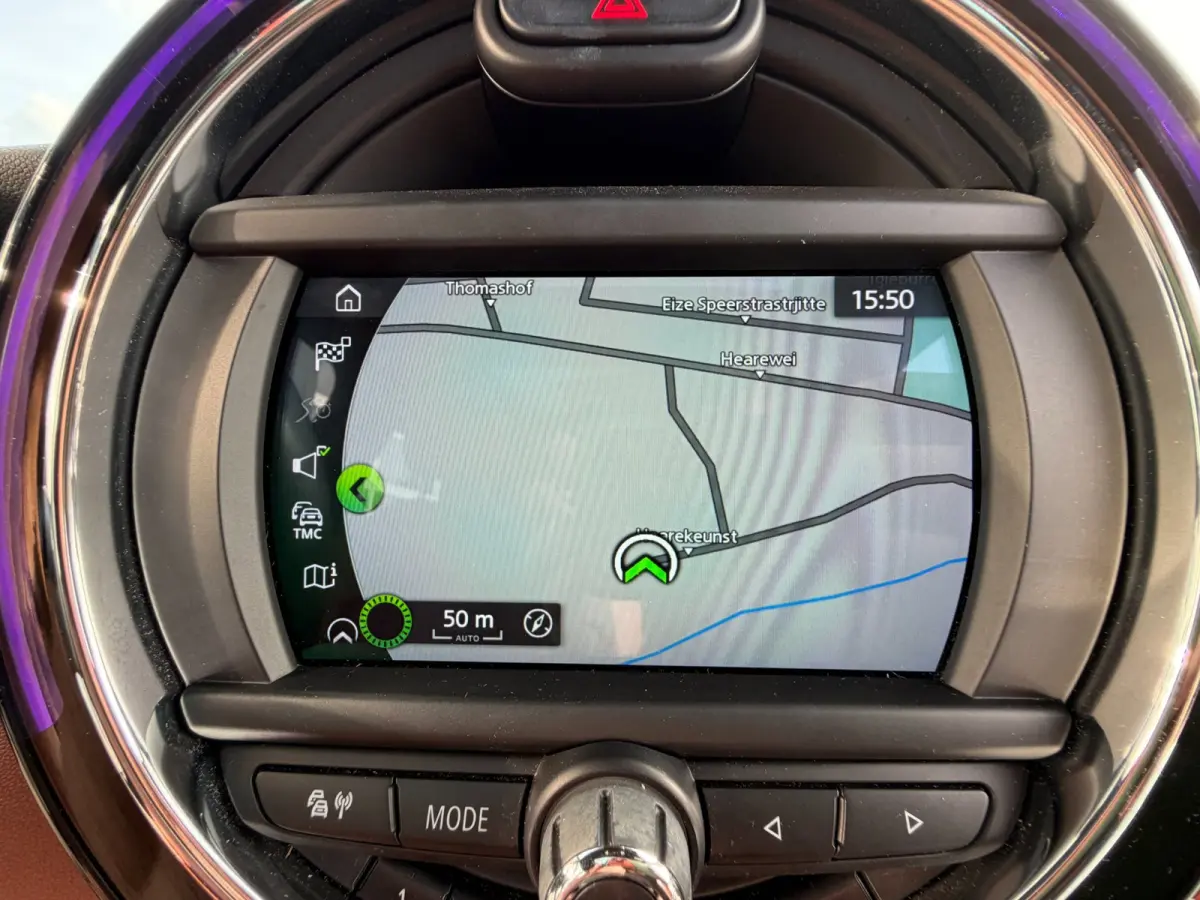 1.5 Cooper Chili / Pano / Sportleder / Cruise / Navi .
