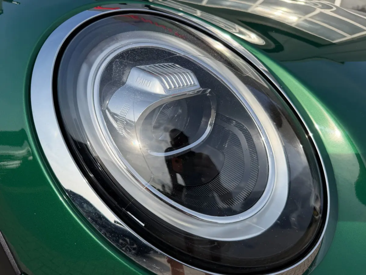 1.5 Cooper Chili / Pano / Sportleder / Cruise / Navi .
