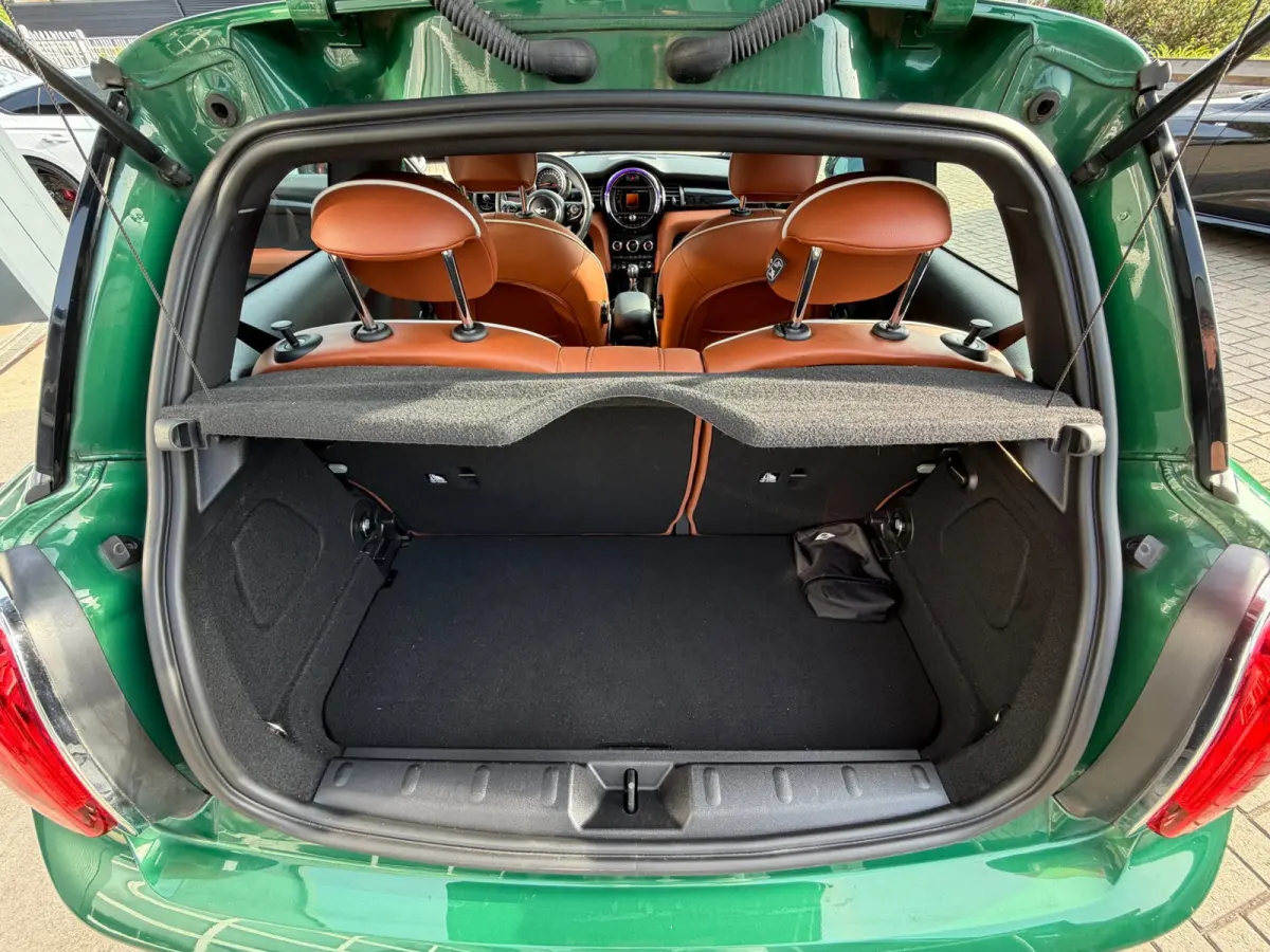 1.5 Cooper Chili / Pano / Sportleder / Cruise / Navi .