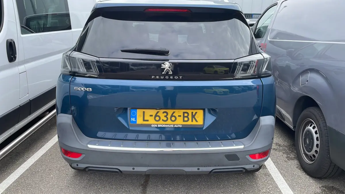 1.2 PureTech 130pk EAT8 Blue Lease Allure | Automaat | Navigatie | Camera | NL auto | 7 Persoons | All season | Nieuw model |
