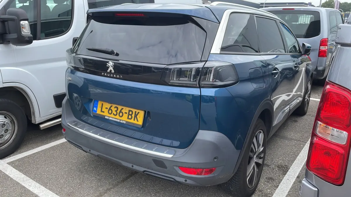 1.2 PureTech 130pk EAT8 Blue Lease Allure | Automaat | Navigatie | Camera | NL auto | 7 Persoons | All season | Nieuw model |
