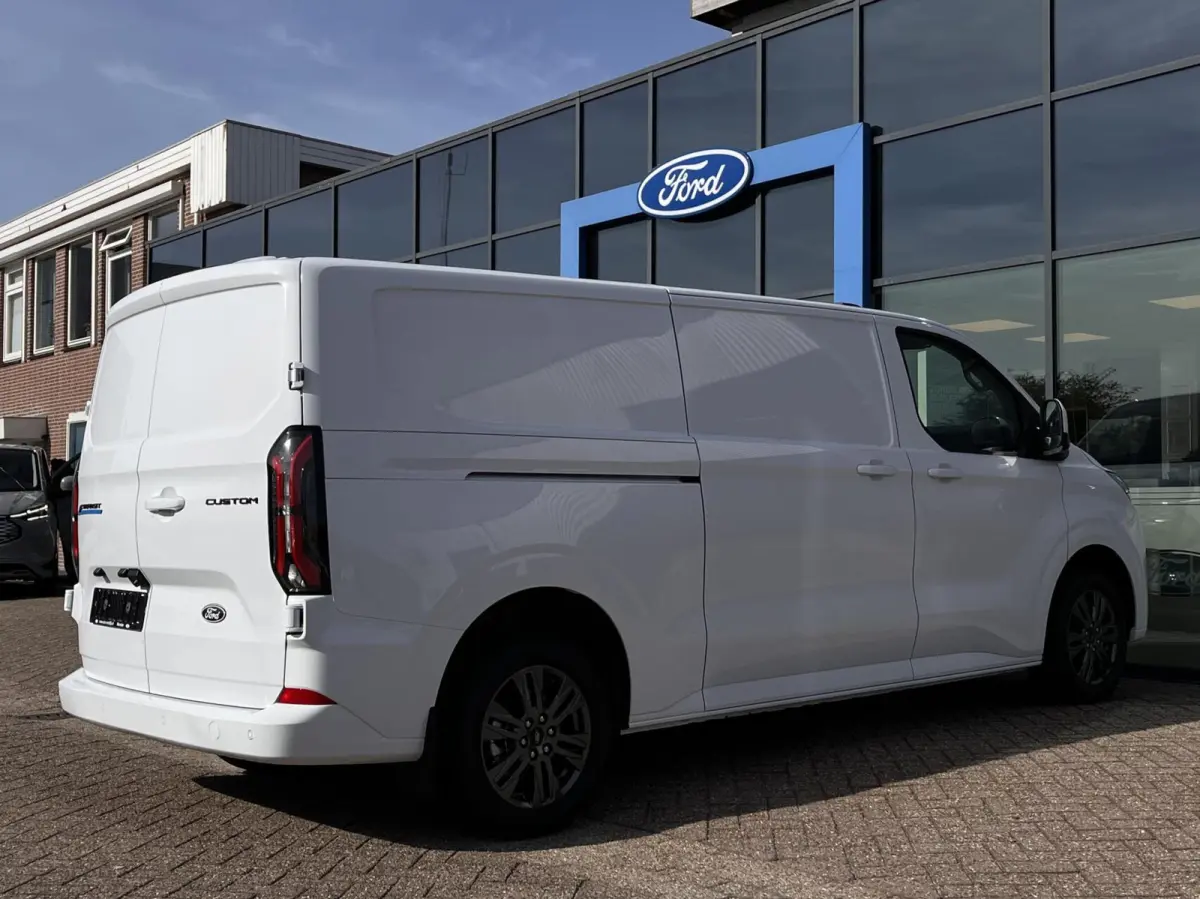 340 L2H1 Limited 71 kWh 218PK 2x Schuifdeur PRO Power VOL Leder 2300KG Trekgewicht Adaptieve Cruise 360 Camera Navi Stoelverwarming Carplay Blind-Spot *Nieuw*