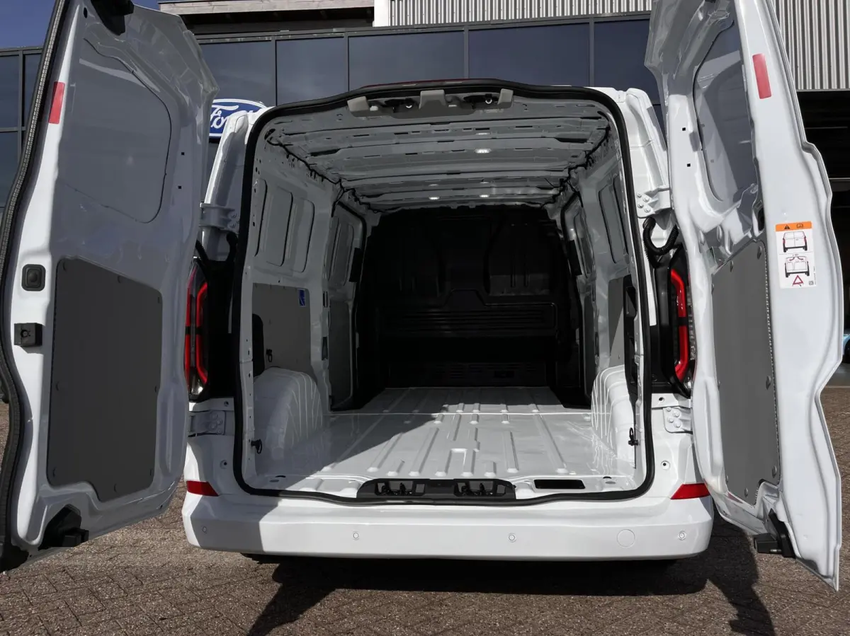 340 L2H1 Limited 71 kWh 218PK 2x Schuifdeur PRO Power VOL Leder 2300KG Trekgewicht Adaptieve Cruise 360 Camera Navi Stoelverwarming Carplay Blind-Spot *Nieuw*
