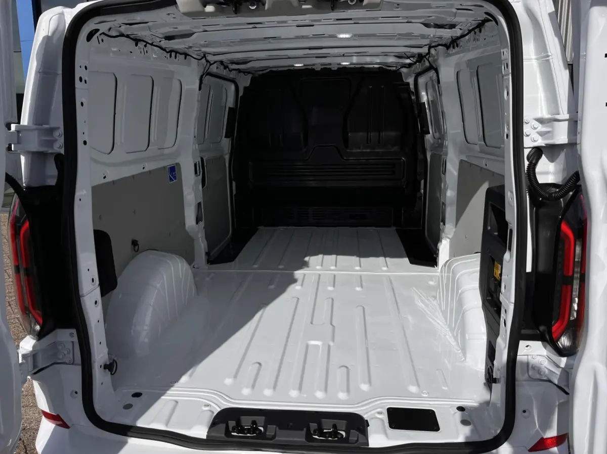 340 L2H1 Limited 71 kWh 218PK 2x Schuifdeur PRO Power VOL Leder 2300KG Trekgewicht Adaptieve Cruise 360 Camera Navi Stoelverwarming Carplay Blind-Spot *Nieuw*