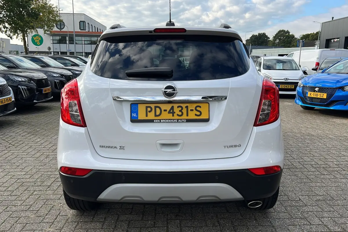 1.4 Turbo Innovation | Stuur- stoelverwarming | Parkeersensoren | DAB+ | Panoramadak | Leer