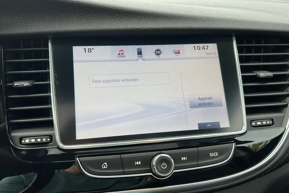 1.4 Turbo Innovation | Stuur- stoelverwarming | Parkeersensoren | DAB+ | Panoramadak | Leer
