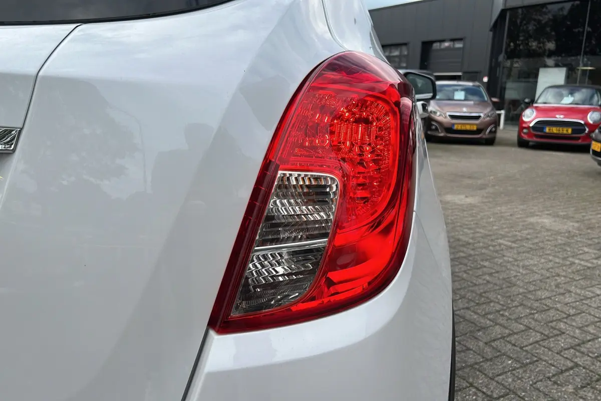 1.4 Turbo Innovation | Stuur- stoelverwarming | Parkeersensoren | DAB+ | Panoramadak | Leer