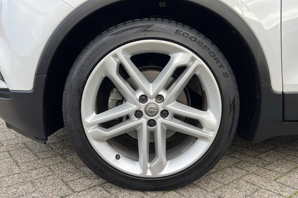 1.4 Turbo Innovation | Stuur- stoelverwarming | Parkeersensoren | DAB+ | Panoramadak | Leer