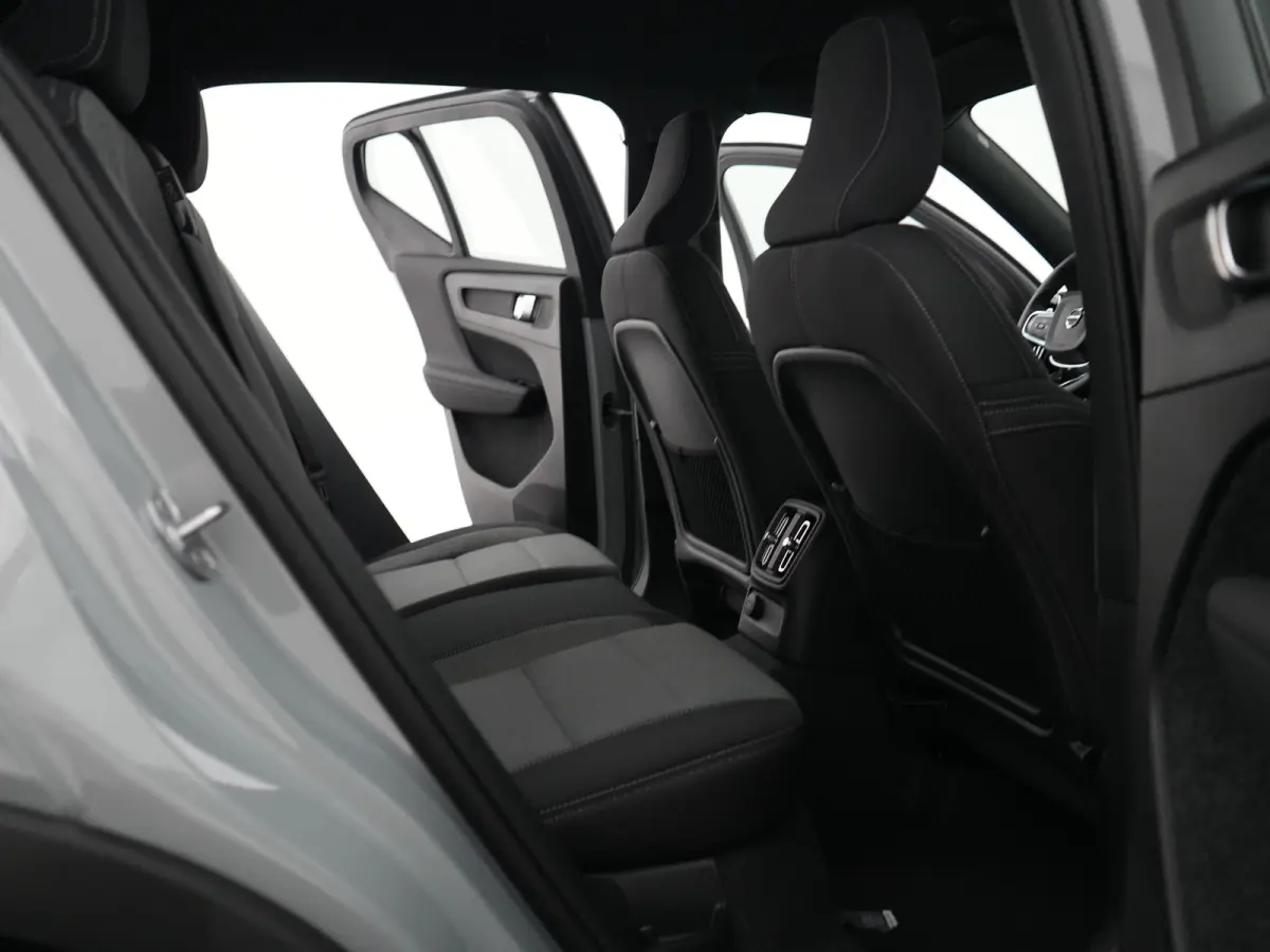 T4 Plus Dark | 360° Camera | Harman/Kardon | Adaptive Cruise | Trekhaak | Elek. Stoel | Keyless Entry